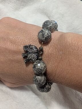 Vintage Sterling Silver .925 Gray Stone Elephant Charm Boho Stretch Bracelet